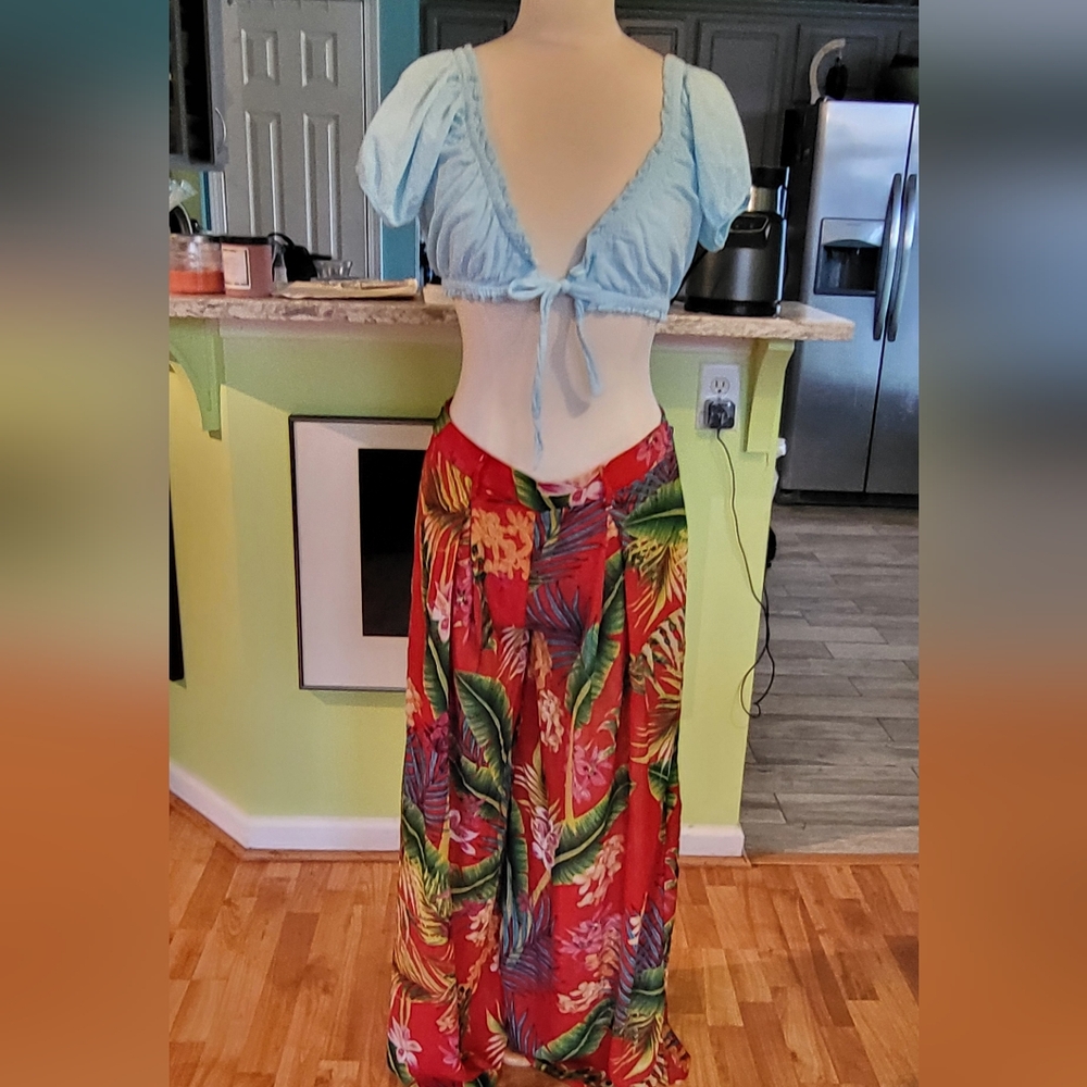 ⚡️Fun Blanco Cotton Crop Top - Picture 5 of 5
